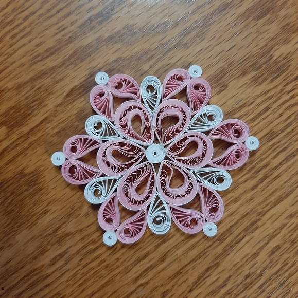 Handmade Paper Quilled Snowflake Ornaments - Picture 3 of 6